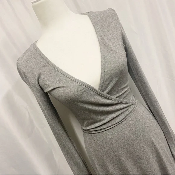 H&M Divided Gray Faux Wrap Dress - Picture 3 of 8